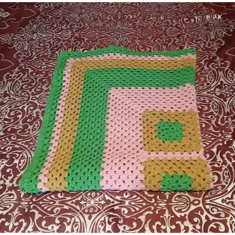 Vtg Handmade Granny Square Blanket Crochet Knit‎ Afghan Throw Blanket 45 X 37